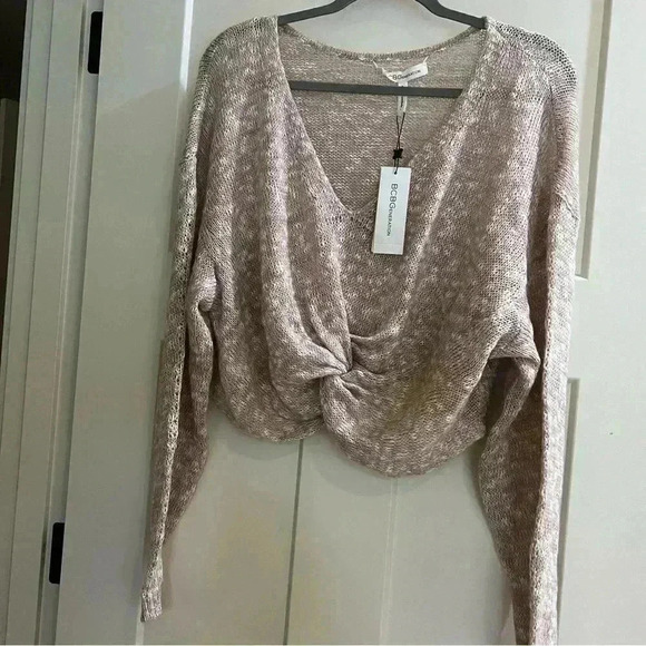 BCBGeneration Women's Lavender Mist Twist Hem V-Neck Crop Sweater Size multiple - Picture 2 of 9